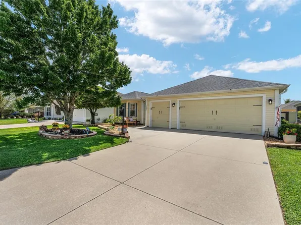 1486 Golden Ridge Dr, The Villages, FL 32162