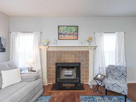 5th image of 704 Dardanelles Dr
