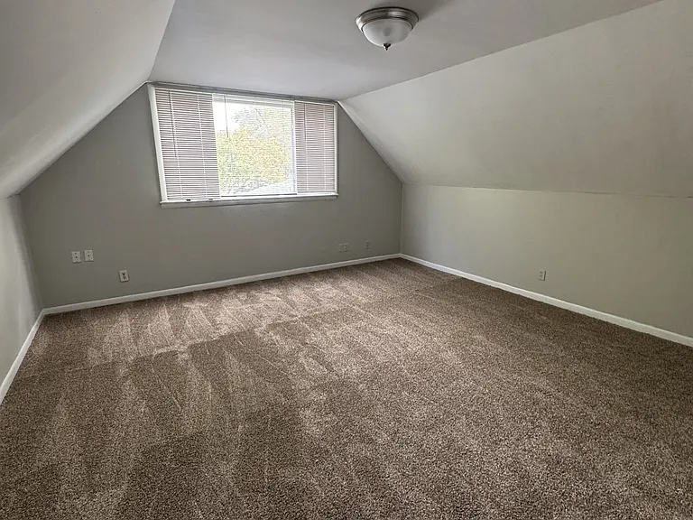 4030 N Catherwood Ave #1 — Photo 21