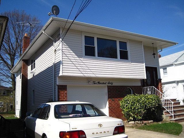1st image of 260 Cherry Ln