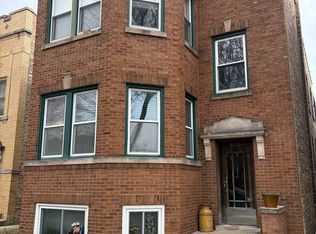6709 N Campbell Ave #1, Chicago, IL 60645