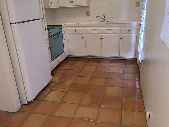 2nd image of 3235 E Terra Alta Blvd