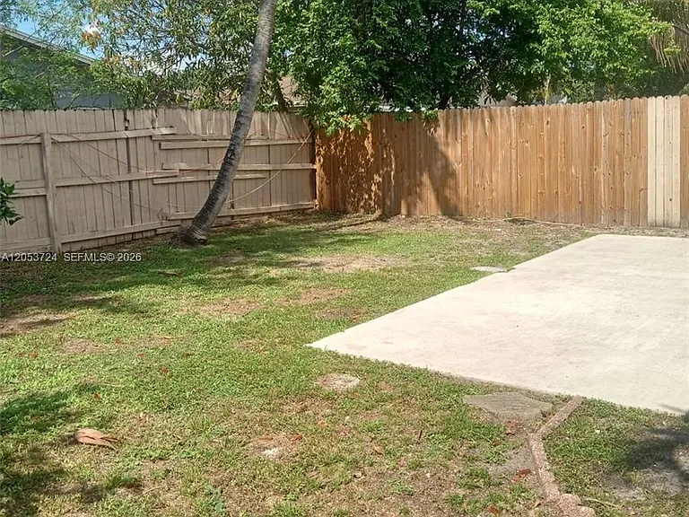 6123 SW 4th Pl — Photo 14