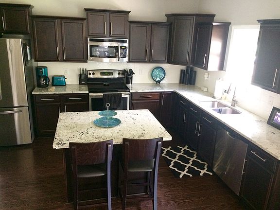 4th image of 3217 Hardee Farms Dr