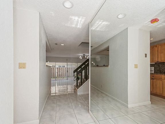 3rd image of 8208 NW 8th Pl #8208
