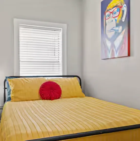 Flex space / Office- Room does not have closet. Perfect for office, work out room, quiet space