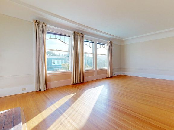 3rd image of 2520 Lake St