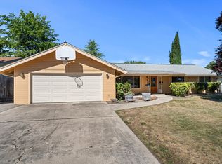 1467 Bluebonnet Ave, Medford, OR 97504