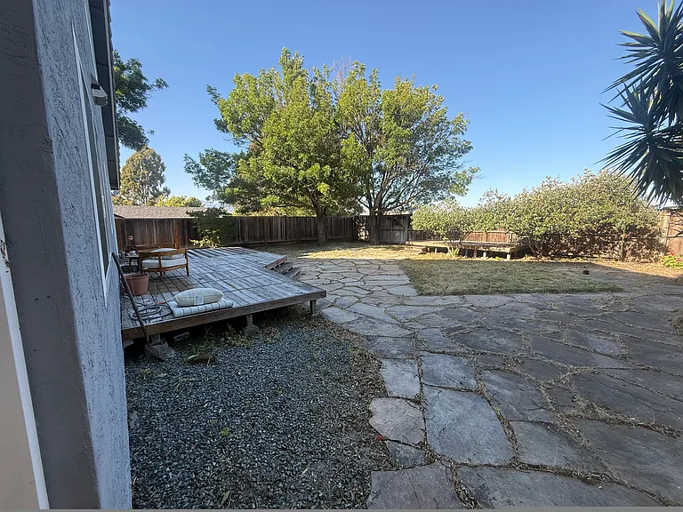 8731 Augusta Ct — Photo 15