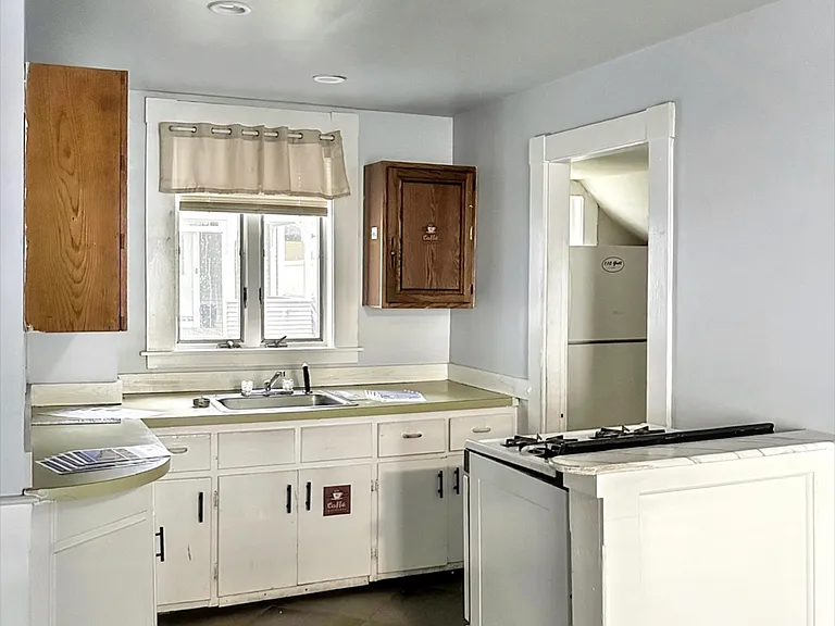 115 Highland Ave #1 — Photo 4