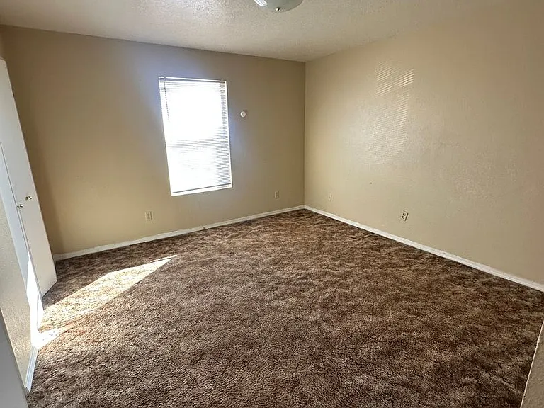 Echols 1500 - Sedona Apartments — Photo 54