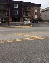 1st image of 1033 Burnham Ave APT 202