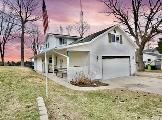 4891 Hill Dr, Beaverton, MI 48612