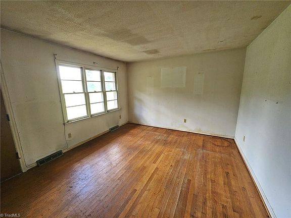 2nd image of 1234 S 3rd St