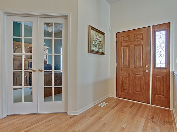 4th image of 4015 Coyote Lakes Cir