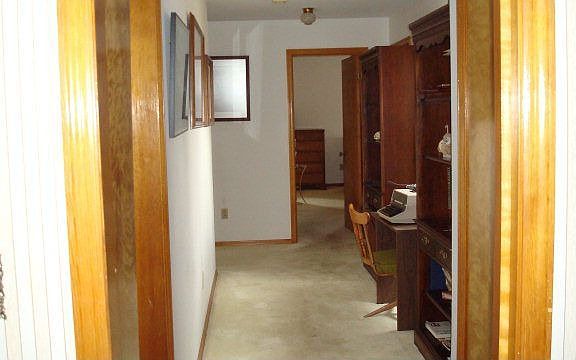 5th image of 1923 Bayview Dr