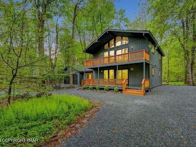 3200 Paul Bunyan Trl, Tobyhanna, PA, 18350