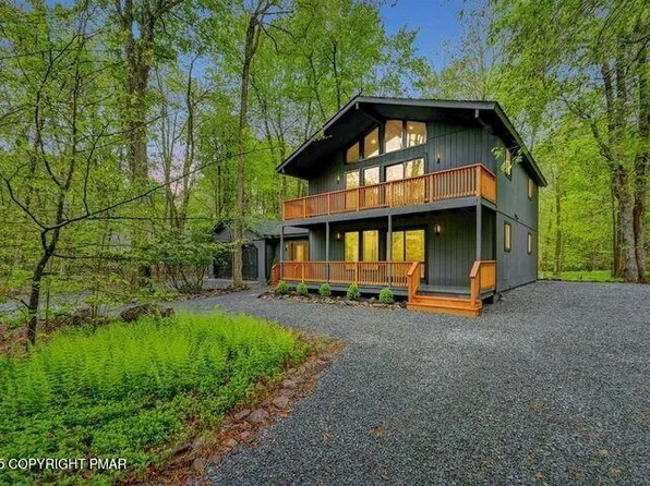 3200 Paul Bunyan Trl, Tobyhanna, PA 18350