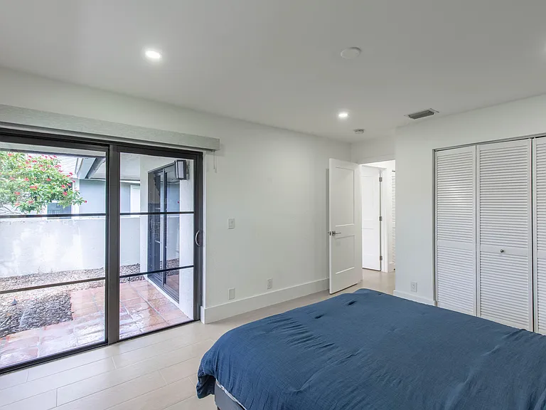2281 Seaford Dr — Photo 17
