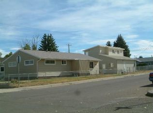 401 3rd St SE, Cut Bank, MT 59427