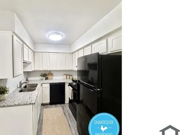 501 Greenbriar Rd APT F, Greensboro, NC 27405
