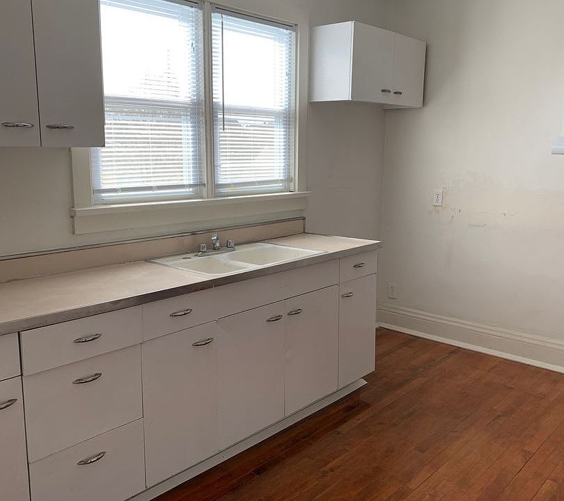 1st image of 4862 Baring Ave APT 2R