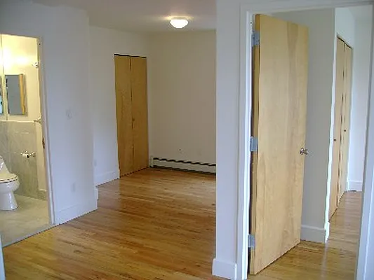 Rented by Bond New York | media 21