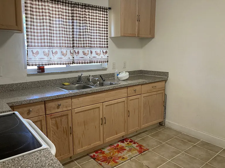 1836 Adams St #1 — Photo 1