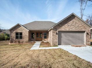 15 Hum Rd, Sherwood, AR 72120