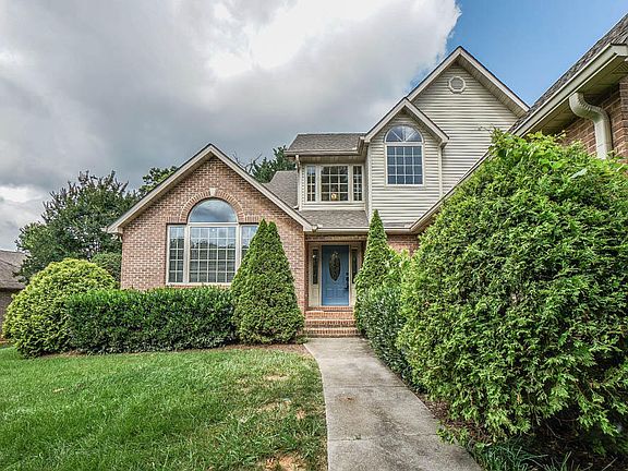 2nd image of 2121 Chas Way Blvd