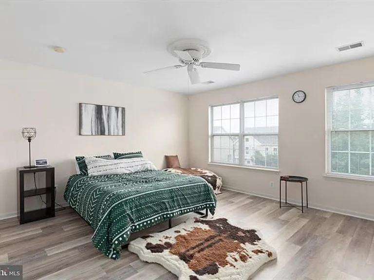 13340 Colchester Ferry Pl — Photo 20