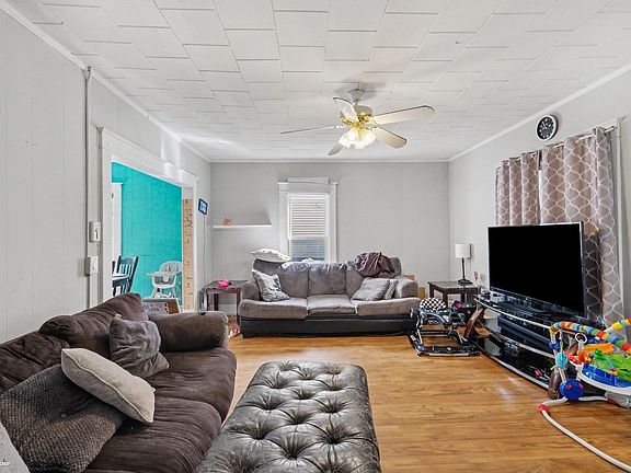 4th image of 116 Griffes St