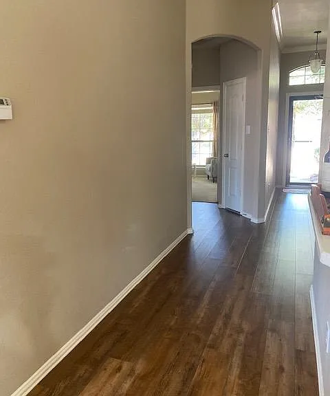 2744 Cascade Cove Dr — Photo 2