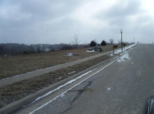 813 E Crystal Ave, Nixa, MO 65714