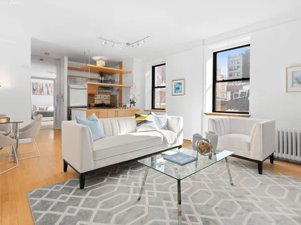 7 Gramercy Park West 5D image 1 of 10