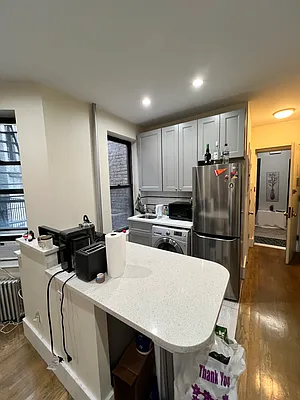 Rented by Mdays Realty | media 8