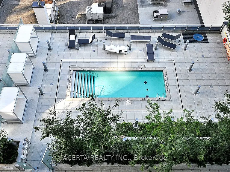 324 Laurier Ave W #702 — Photo 4