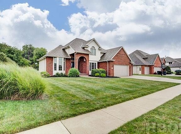 2nd image of 8197 Brookfield Dr