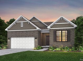 3069 Wyvern, Lake Orion, MI 48362