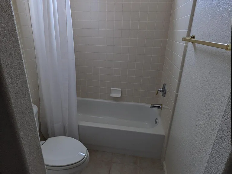 6201 Goldeneye Ct — Photo 3