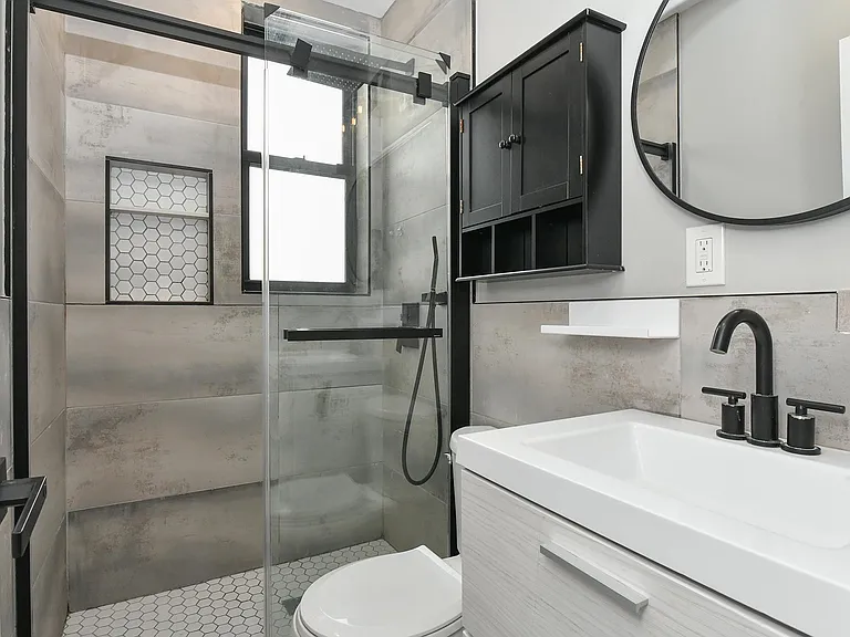 30 63rd St #2R — Photo 12
