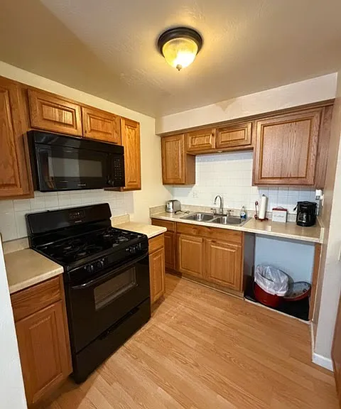 712 E Pierce St #3 — Photo 11