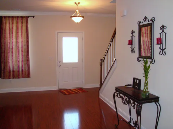 147 Underwood Dr, Lexington, SC 29072