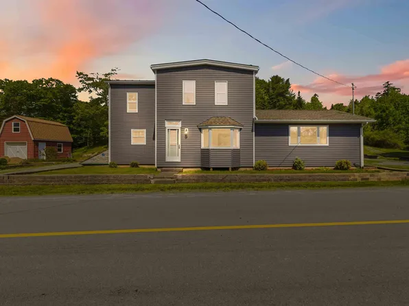 19 Bayers Mill Rd, Halifax, NS B0J 2L0
