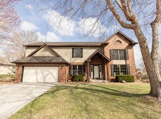 709 Springwood Dr, Belleville, IL