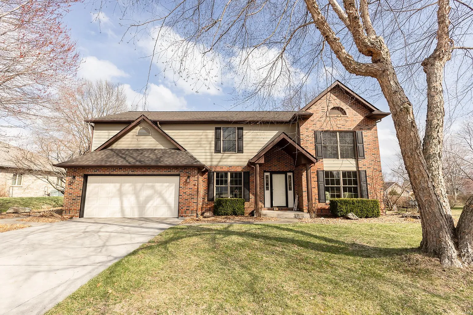 709 Springwood Dr photo 1