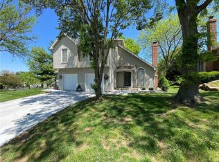 8506 W 109th Ter, Overland Park, KS 66210