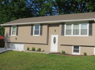 1107 S 1st St, El Dorado Springs, MO 64744