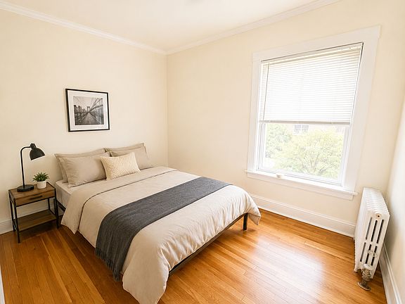 3rd image of 737 Hinman Ave APT 2W