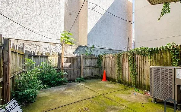 1621 W Montgomery Ave — Photo 50